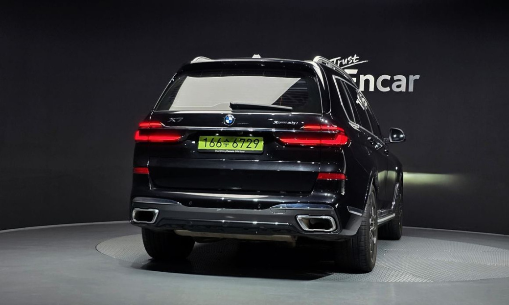 BMW X7 xDrive 40i M Sport 7STR, 2025