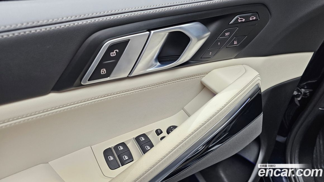 BMW X6 xDrive40i M Sport, 2025