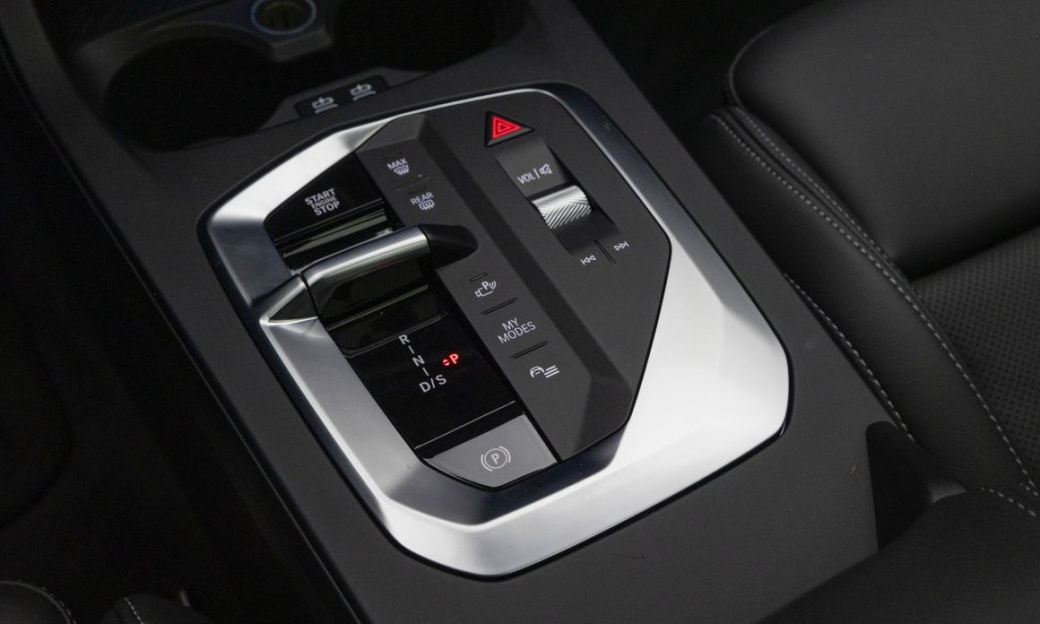 BMW 2-Series 220 M Sport, 2025