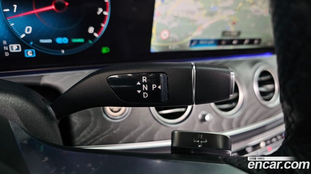 Mercedes-Benz E-Class E350 4MATIC AMG Line, 2021