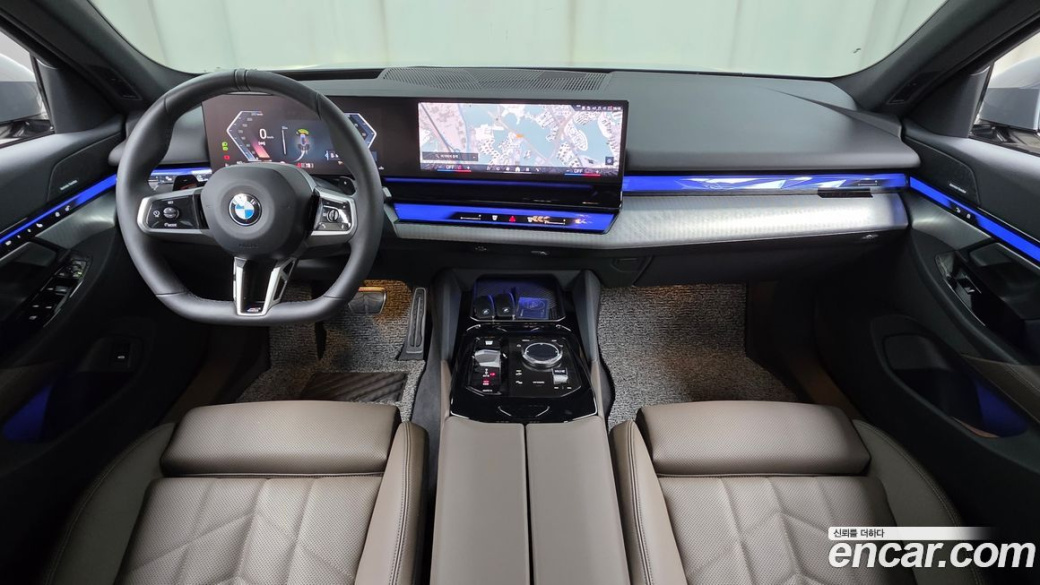 BMW 5-Series 520i M Sport, 2025