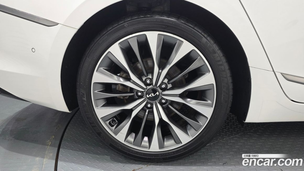 Kia K8 2.5 Gasoline 2WD, 2022