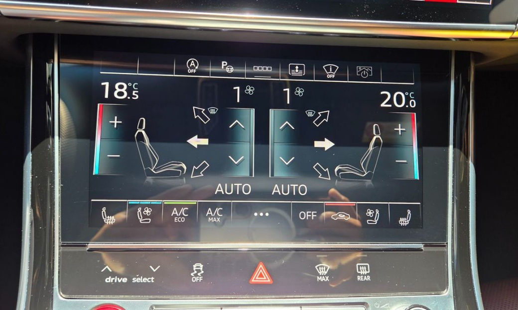 Audi S8 4.0 TFSI Quattro LWB, 2023