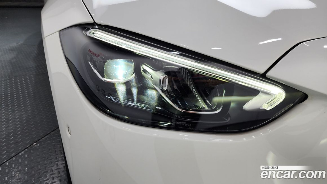 Mercedes-Benz C-Class C300 4MATIC Avantgarde, 2023