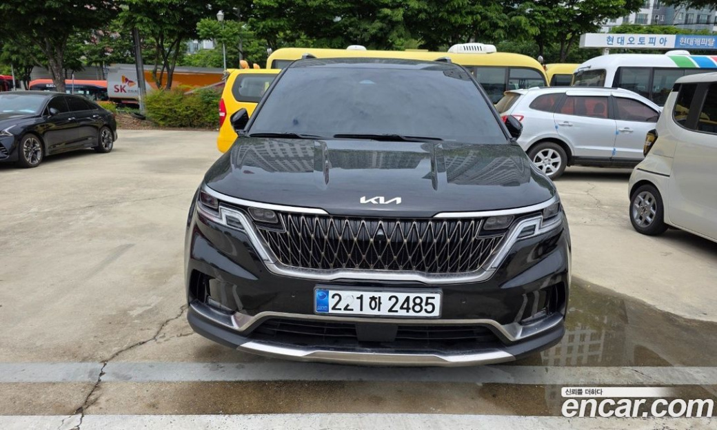Kia Carnival 9-Seater Signature, 2023