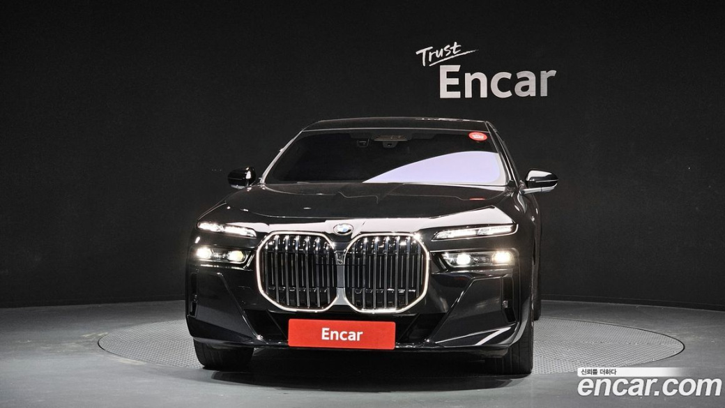 BMW 7-Series 740i xDrive M Sport, 2024