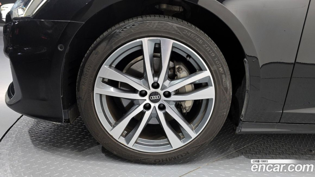 Audi A6 45 TFSI Premium, 2021