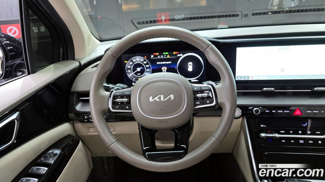 Kia Carnival 9-Seater Noblesse, 2022