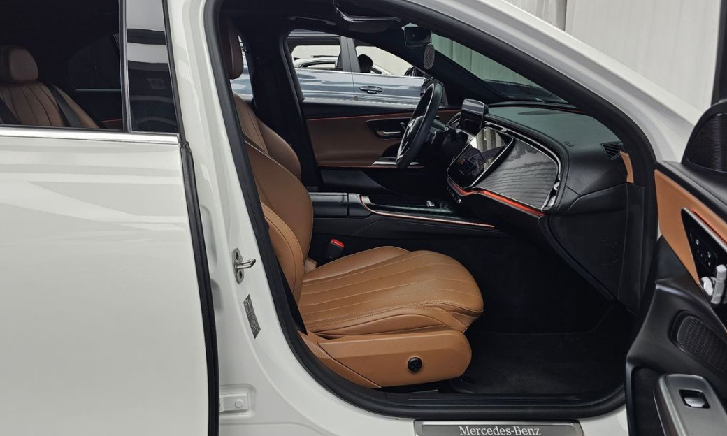Mercedes-Benz E-Class E200 Avantgarde, 2024