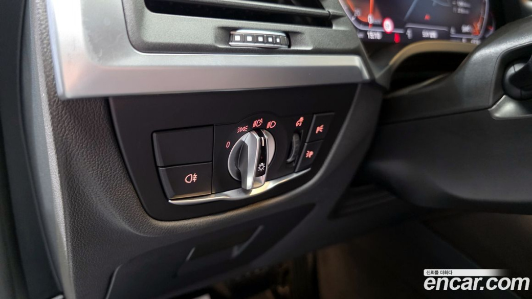 BMW X4 xDrive20i xLine, 2025