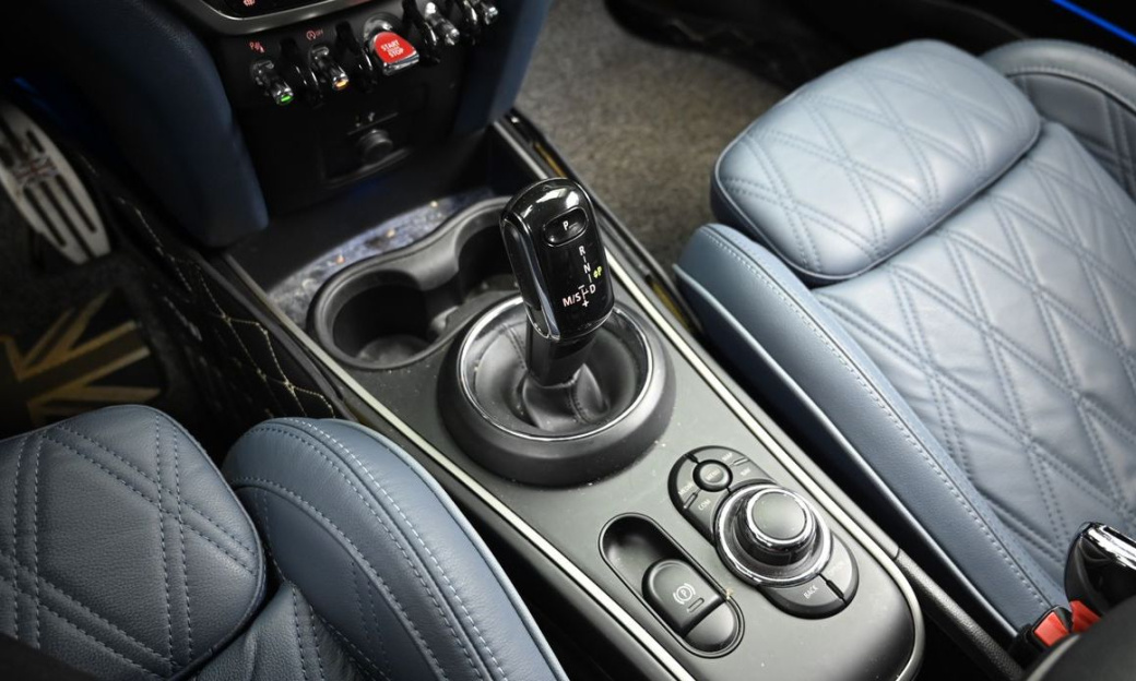 Mini Countryman ALL4 Classic Launch Pack, 2023