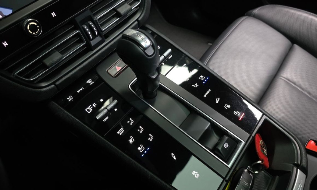 Porsche Macan 2.9 S, 2022