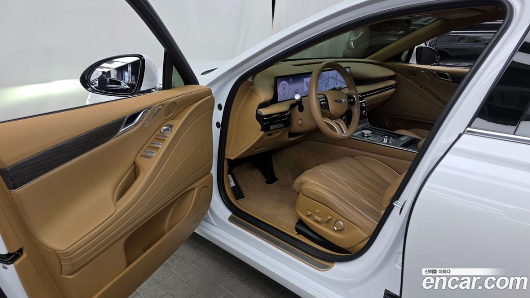 Genesis G80 Gasoline 2.5 Turbo 2WD, 2025