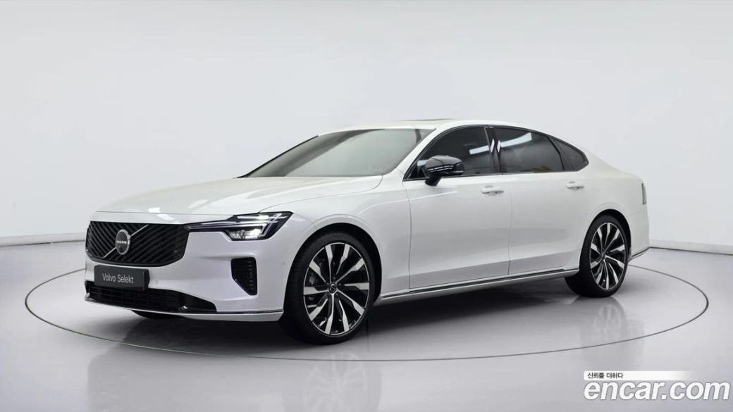 Volvo S90 B5 Ultra Dark, 2026
