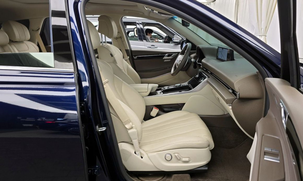 Genesis GV80 2.5T Gasoline 2WD, 2023