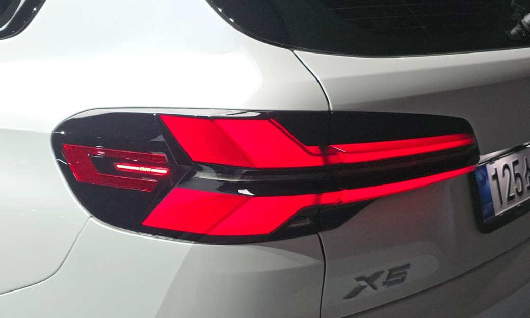 BMW X5 xDrive 40i M Sport, 2025