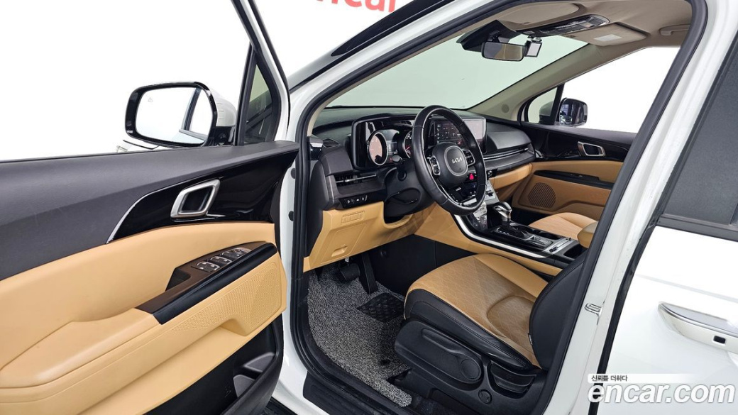 Kia Carnival 9-Seater Prestige, 2023