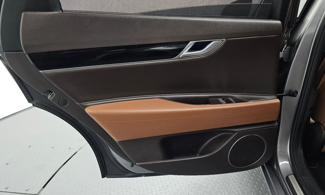 Genesis G80 Gasoline 2.5 Turbo AWD, 2022