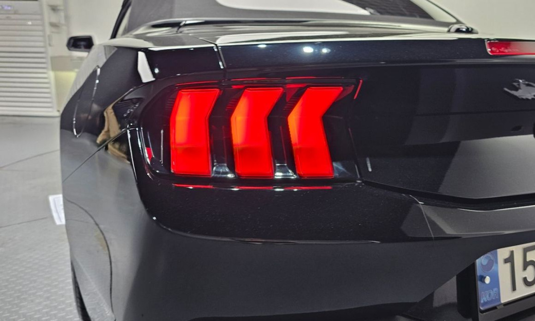 Ford Mustang 2.3 Ecoboost Premium Convertible, 2024