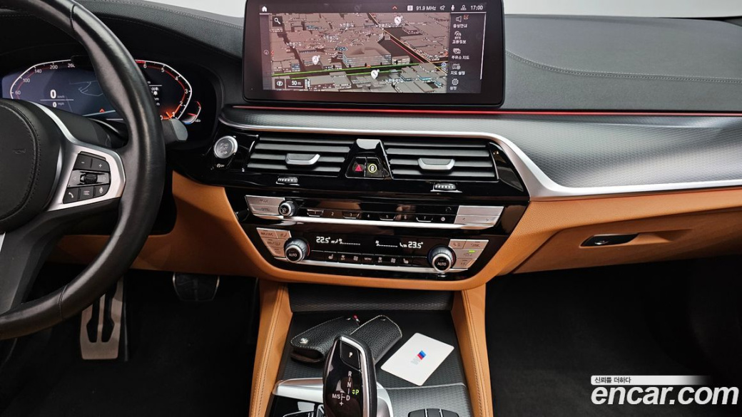 BMW 5-Series 520i M Sport, 2023