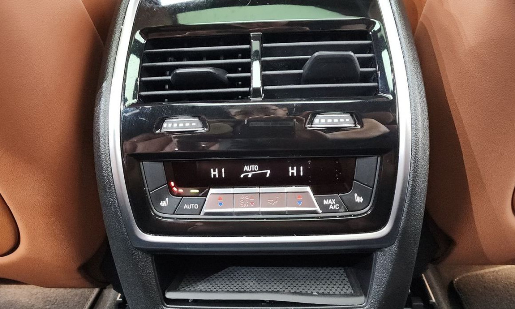 BMW X7 xDrive 40d M Sport 7 STR, 2025