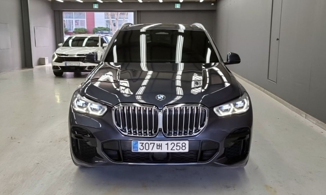 BMW X5 xDrive 40i M Sport, 2022