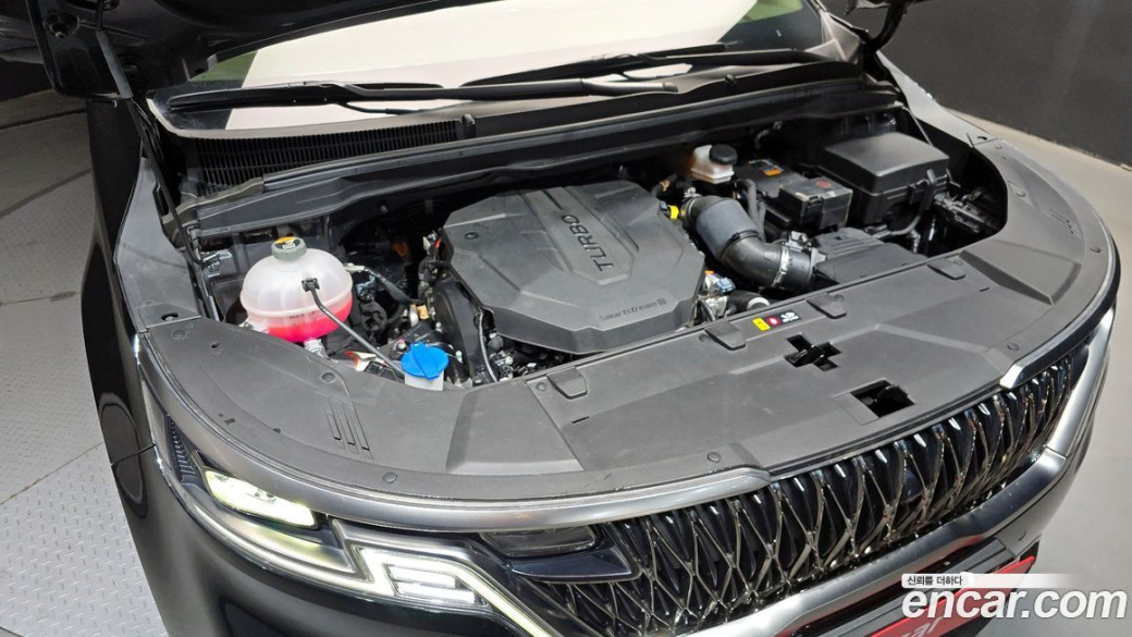 Kia Carnival 9-Seater Signature, 2022
