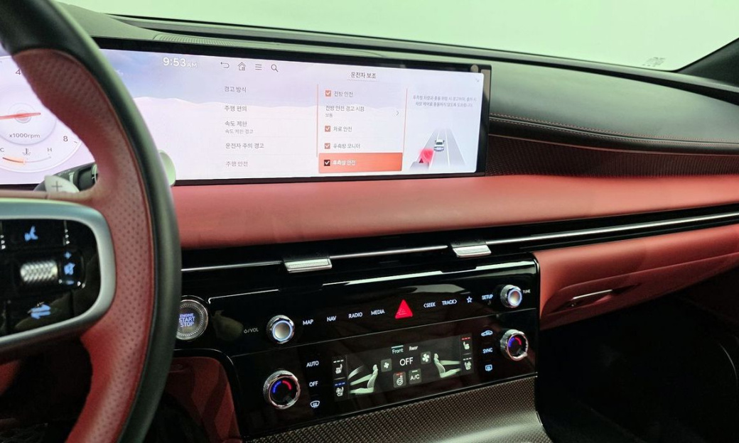 Genesis G80 Gasoline 2.5 Turbo AWD, 2025