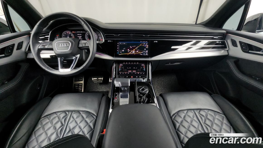 Audi Q7 55 TFSI Quattro Premium, 2023
