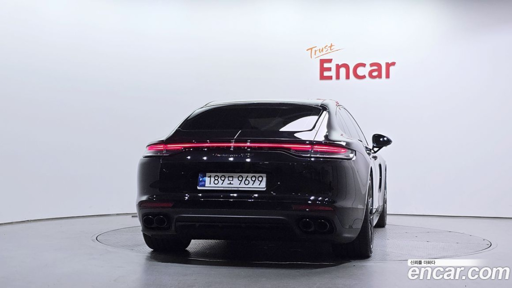 Porsche Panamera 4.0 GTS, 2023