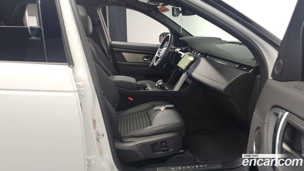 Land Rover Discovery Sport P250 Dynamic SE, 2025
