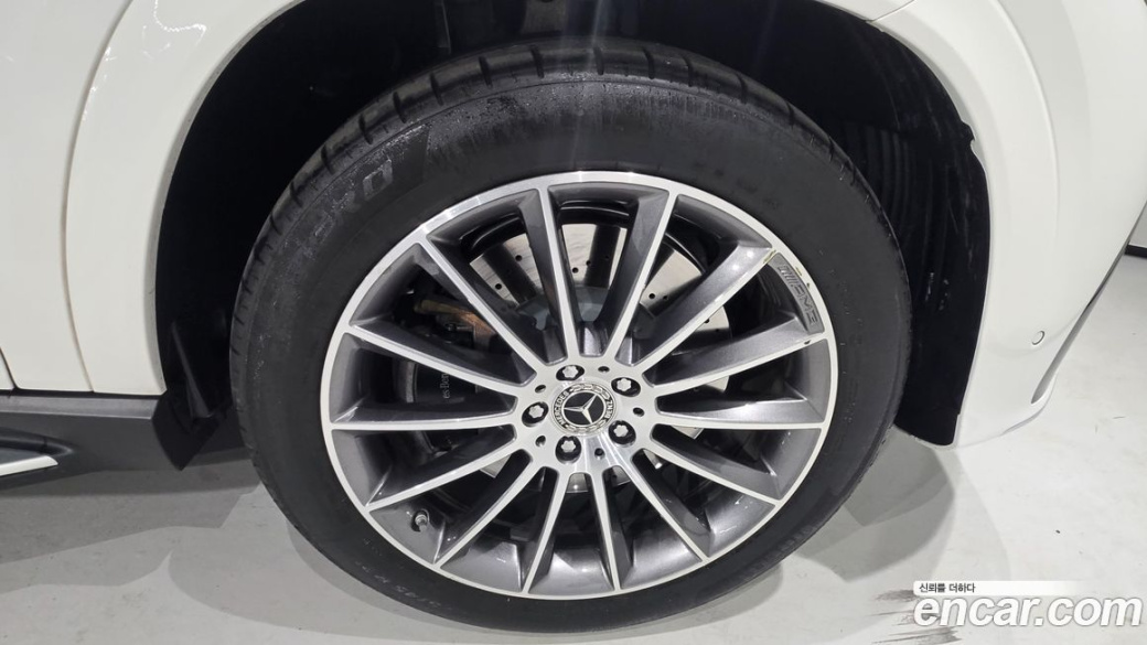 Mercedes-Benz GLE-Class GLE450 4MATIC, 2025
