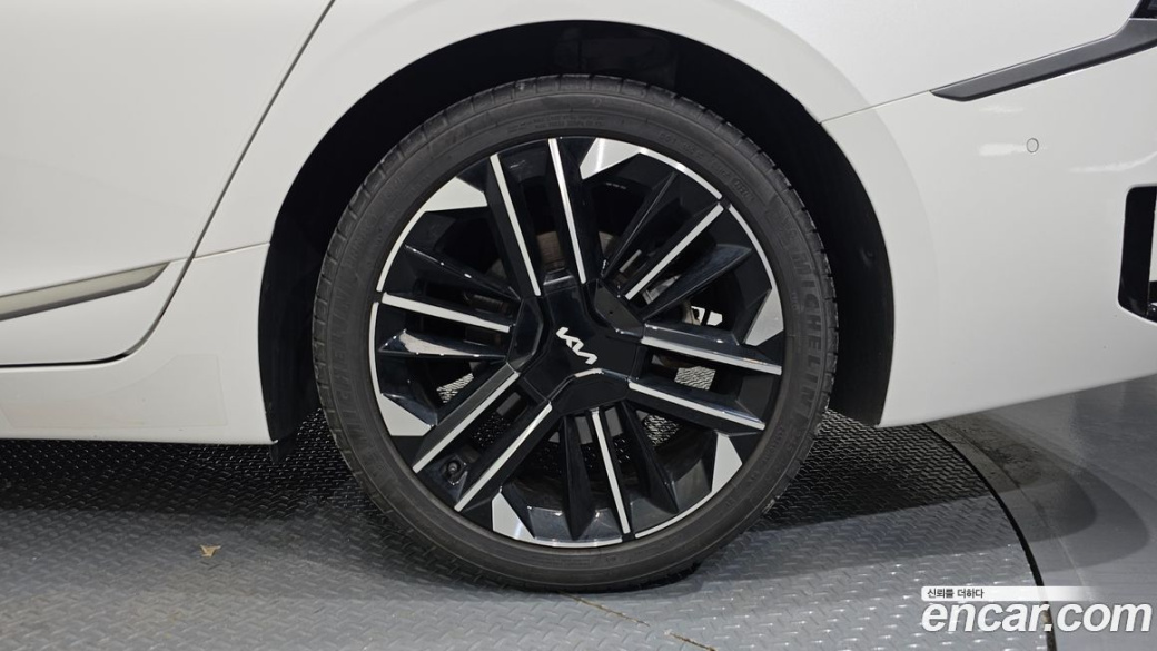 Kia K8 2.5 Gasoline 2WD, 2025