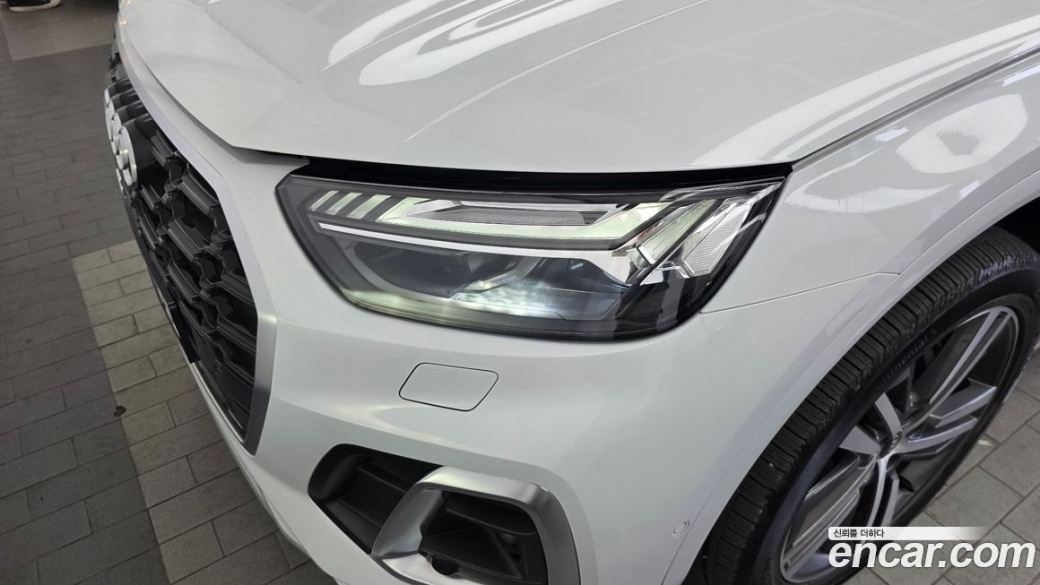 Audi Q5 45 TFSI Quattro Premium, 2022