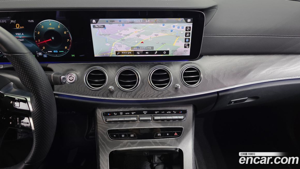 Mercedes-Benz E-Class E350 4MATIC AMG Line, 2022