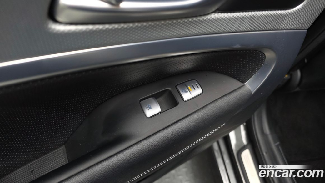 Genesis G70 Gasoline 2.5T 2WD, 2024