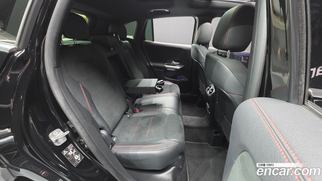 Mercedes-Benz GLA-Class GLA250 4MATIC, 2023