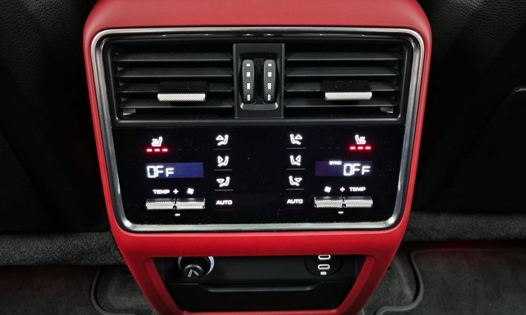 Porsche Cayenne 3.0 Coupe, 2023