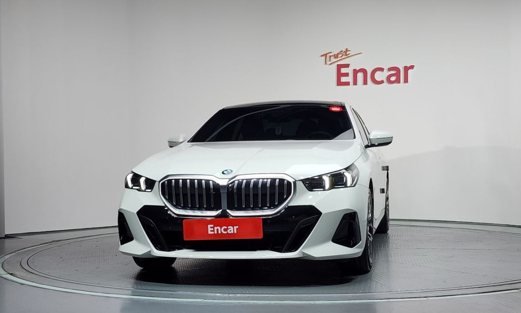BMW 5-Series 520i M Sport, 2024