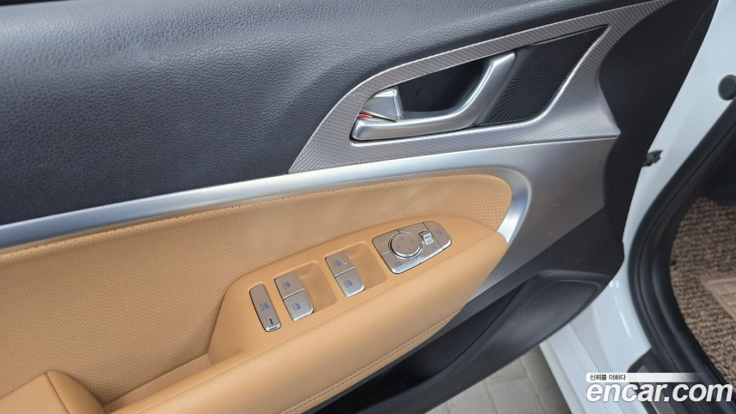 Genesis G70 Gasoline 2.0T 4WD, 2023