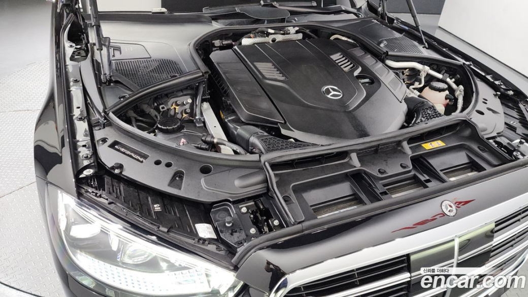 Mercedes-Benz S-Class S580L 4MATIC, 2023