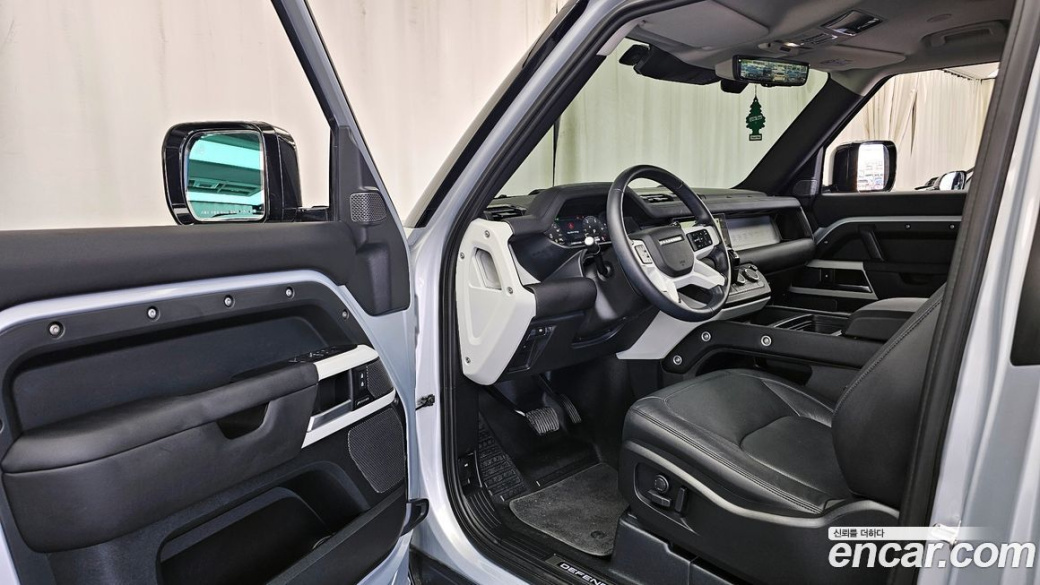 Land Rover Defender 90 D250 XS Edition, 2024