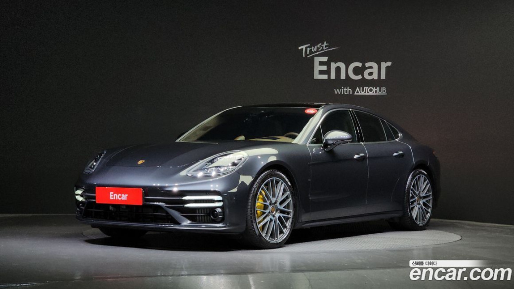 Porsche Panamera 4.0 Turbo S, 2023