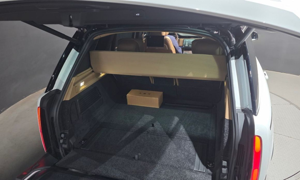 Land Rover Range Rover P530 Autobiography Long Wheel Base, 2025