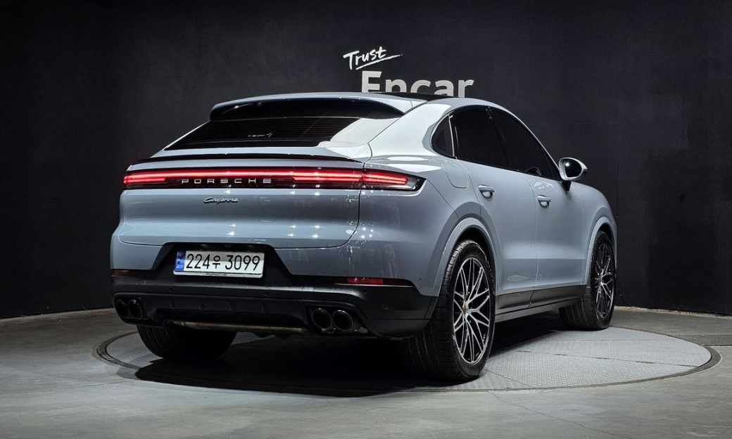 Porsche Cayenne 3.0 Coupe, 2024