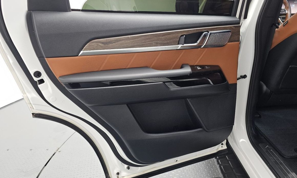 Kia Mohave Diesel 3.0 4WD 5-Seater, 2022