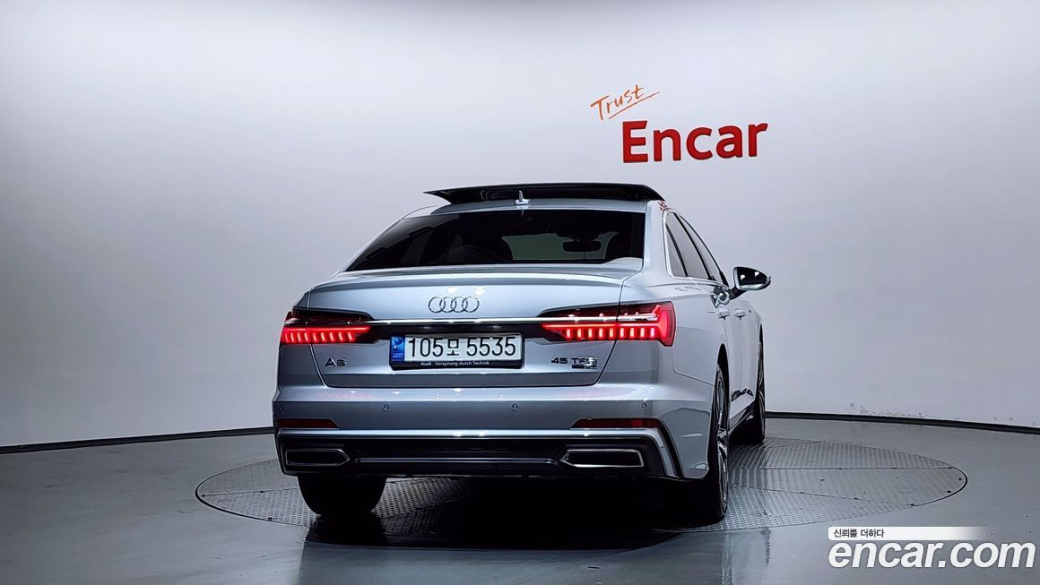 Audi A6 45 TFSI Quattro Premium, 2022