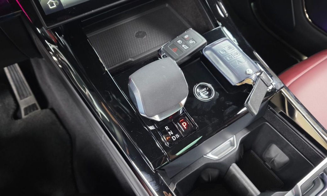 Land Rover Range Rover Sport P400 AB, 2025