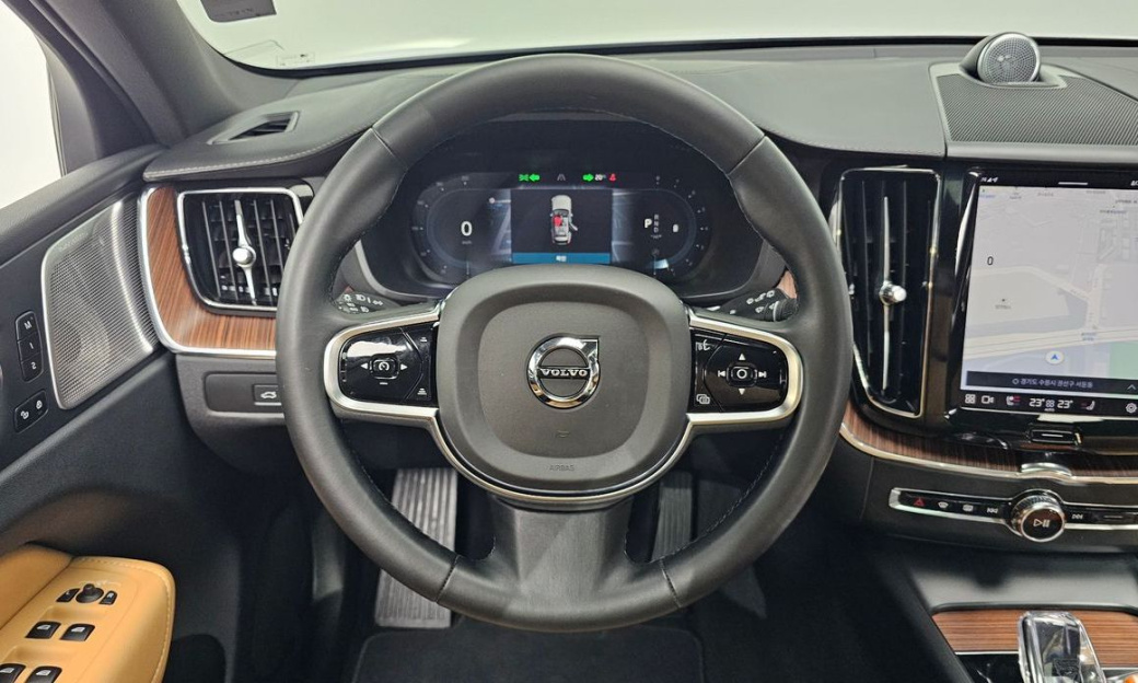 Volvo XC60 B6 Ultimate Bright, 2023