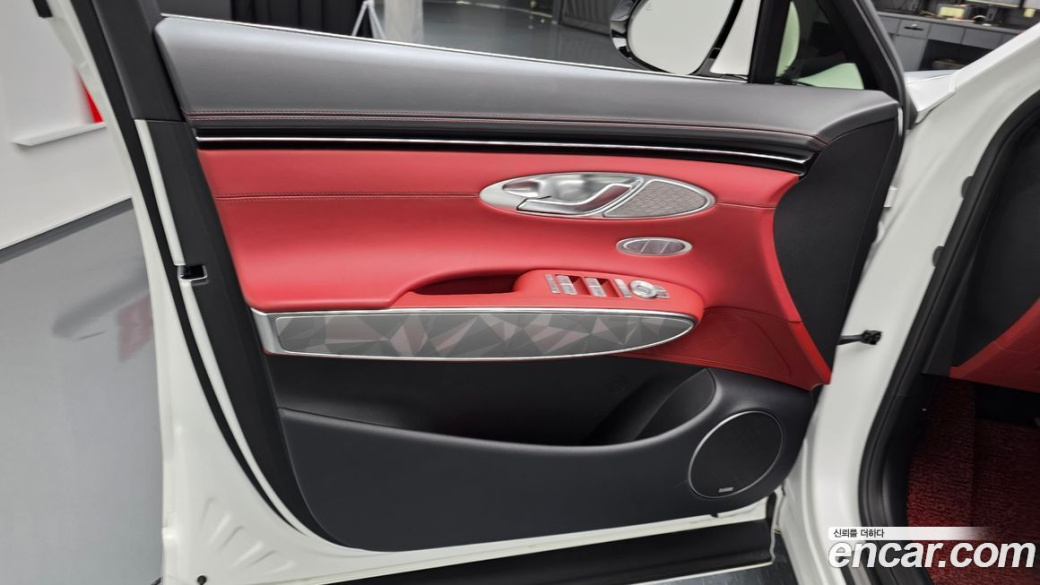 Genesis GV70 2.5T Gasoline AWD, 2024